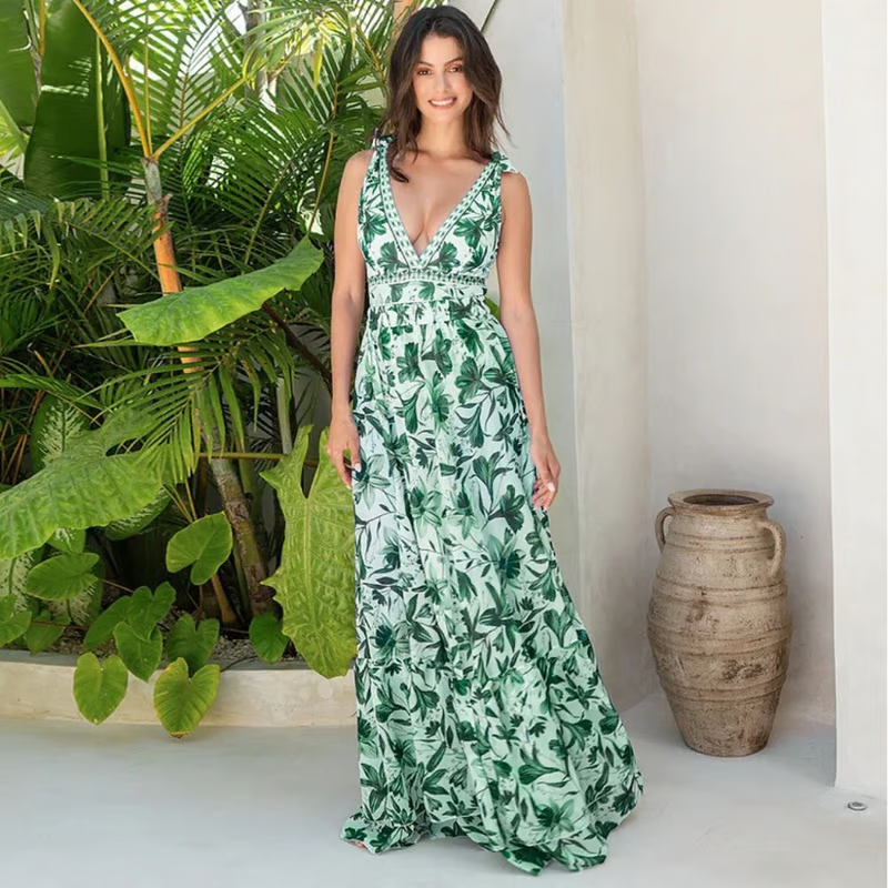 Cary - Floral Pattern One-Piece Swimsuit with V-neck and Elegant Design