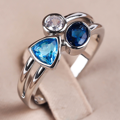 Cassi - Blue Crystal Ring in Stunning Vintage Design