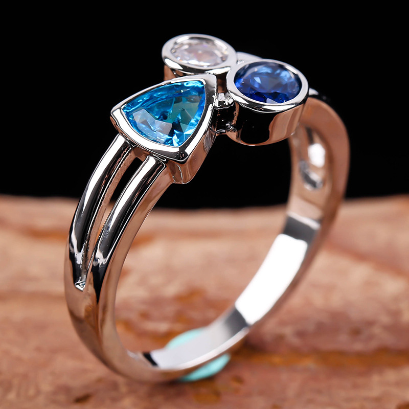 Cassi - Blue Crystal Ring in Stunning Vintage Design