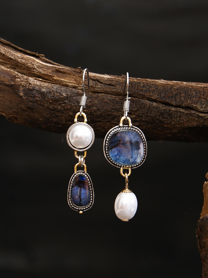 Kressa – Unique Pearl Earrings with Blue Gemstone in Elegant Vintage Design