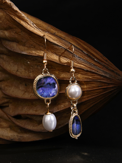Kressa – Unique Pearl Earrings with Blue Gemstone in Elegant Vintage Design