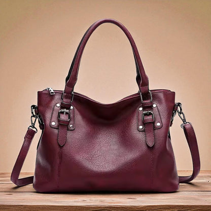 Elegant and Luxurious Shoulder Bag from Siena – Perfect Style for Any Occasion
