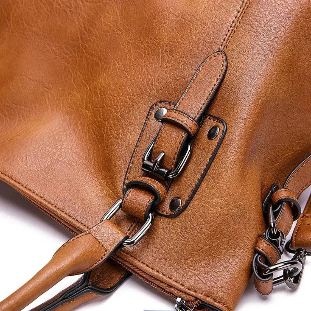 Elegant and Luxurious Shoulder Bag from Siena – Perfect Style for Any Occasion