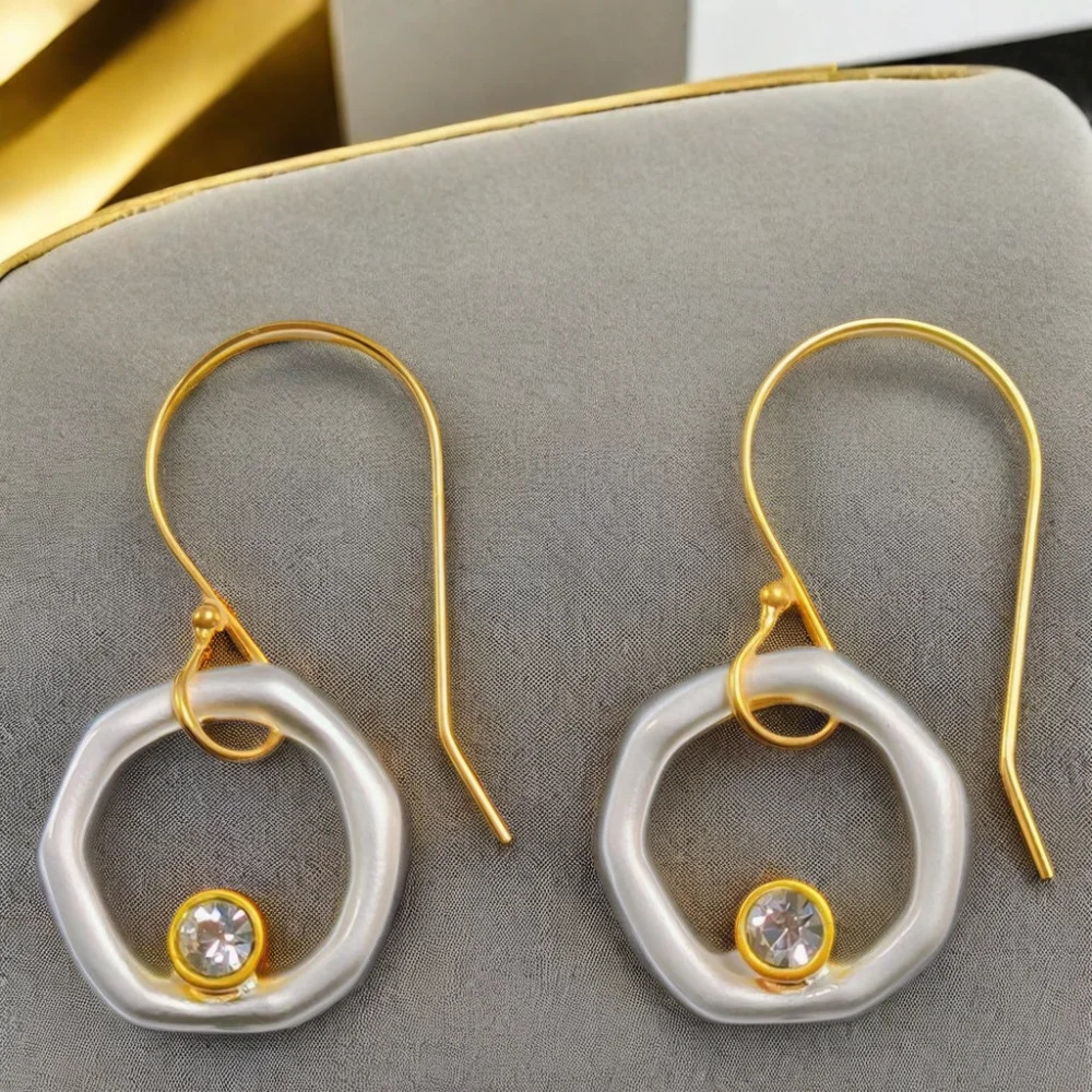 Luella – Luxurious Zirconia Earrings in Gold and Silver with Unique Vintage Style