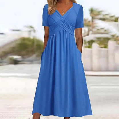 Maika | Elegant and figure-flattering dress for any festive occasion
