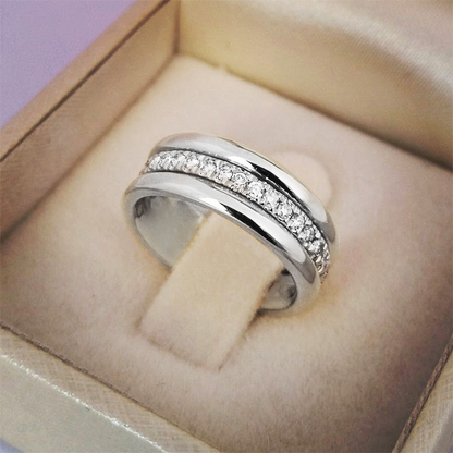 Merlot – Elegant Designer Ring with Double Zirconia for a Expression of Elegance