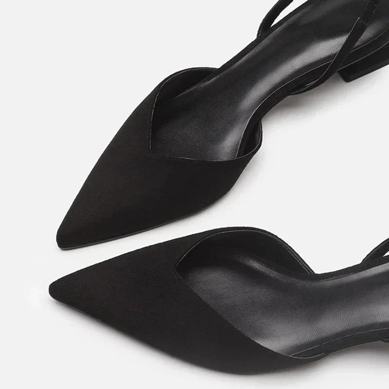 Fashionable women's sandals with low heel for perfect comfort