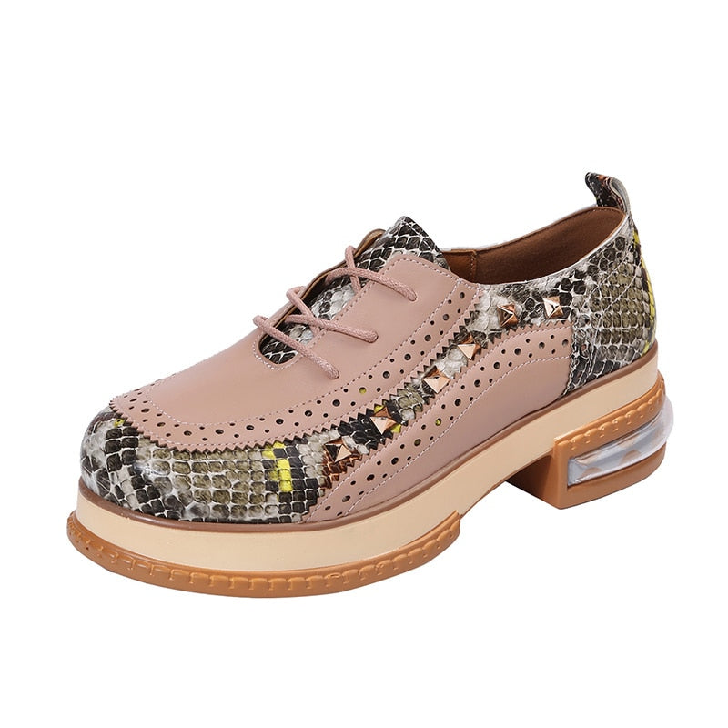 Orthopedic Mules in Vintage British Style for Comfortable Elegant Wear
