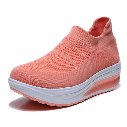 Orthopedic shoes maintainable comfortable upper with Clod