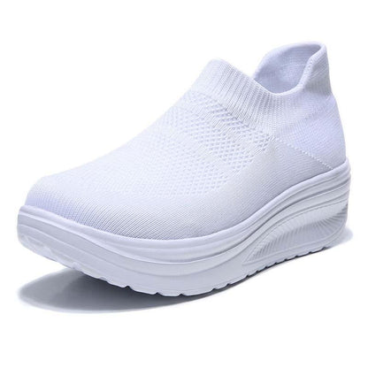 Orthopedic shoes maintainable comfortable upper with Clod