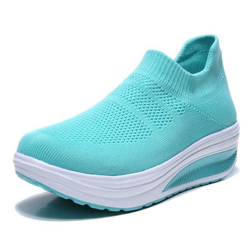 Orthopedic shoes maintainable comfortable upper with Clod