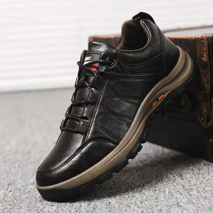 Stylish Comfortable Shoes with Excellent Grip for Secure and Comfortable Performance