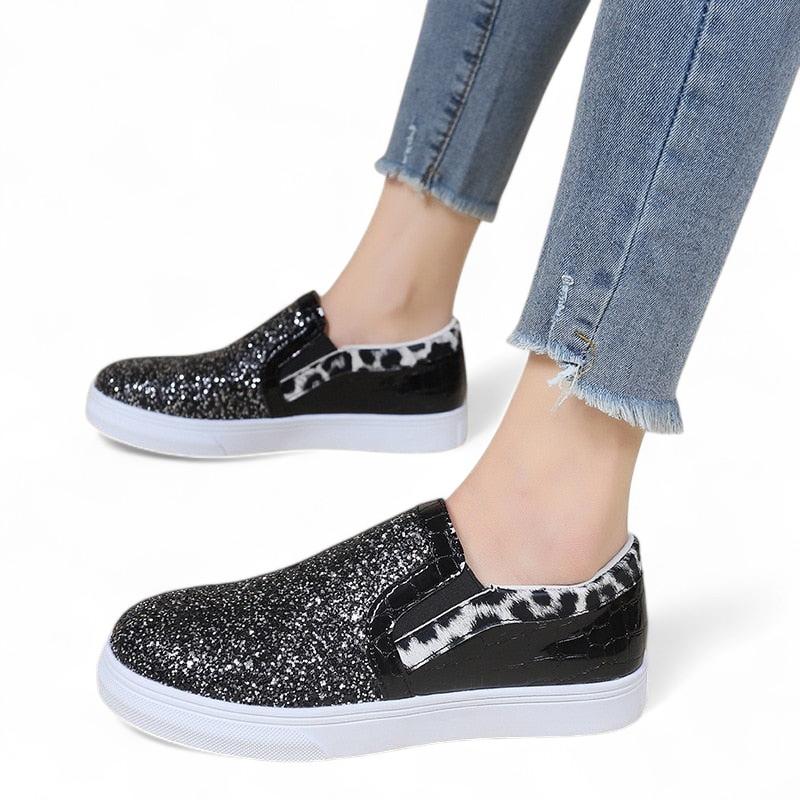 Orthopedic Athletic Sneakers for Women - Comfort and Style with Apyta
