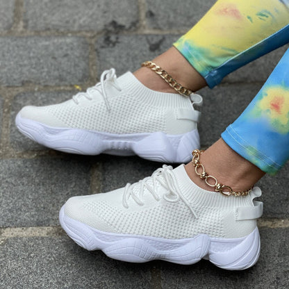 Women's Orthopedic Outdoor Sneakers with Laces – Comfortable and Stylish with Tracy