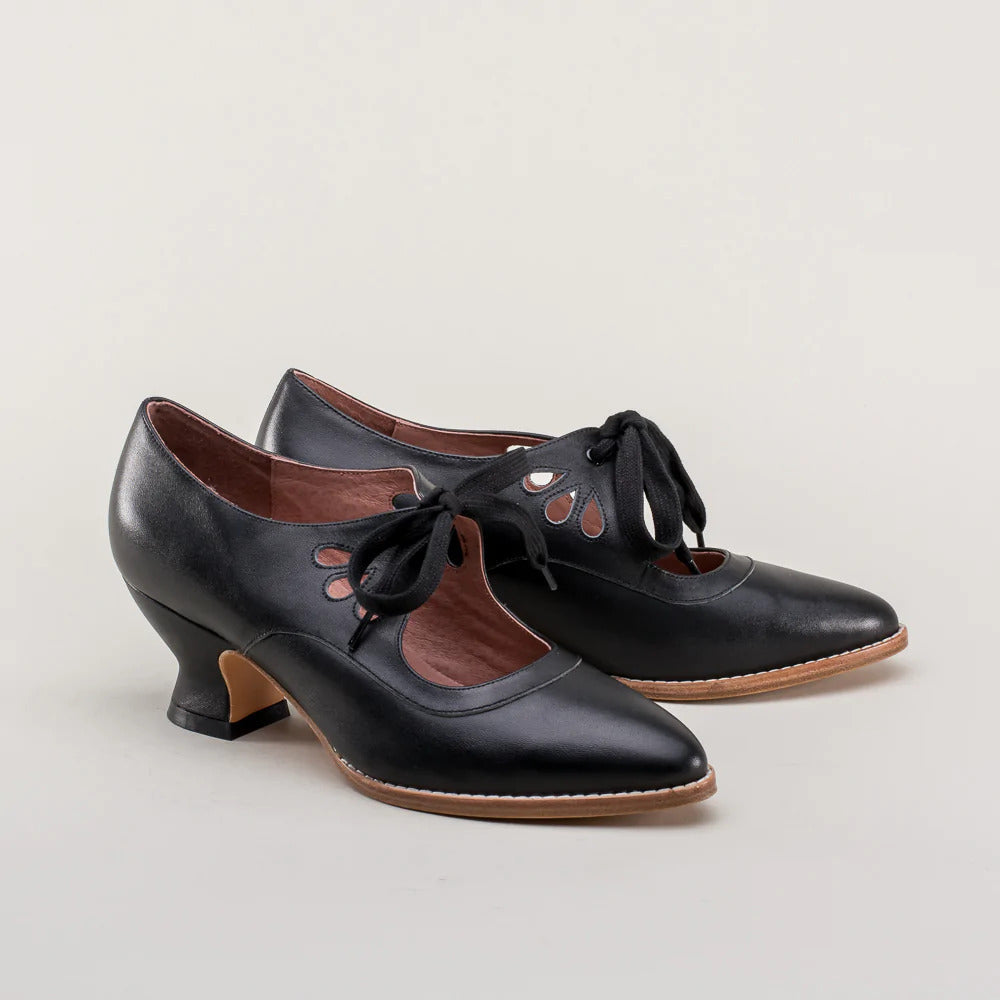 Elegant orthopedic women's shoes with a heel for maximum comfort and luxurious style