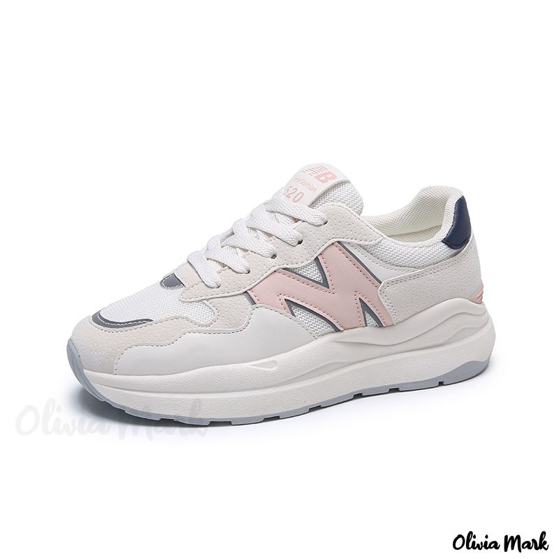 Fashionable sports shoes for maximum comfort in every activity