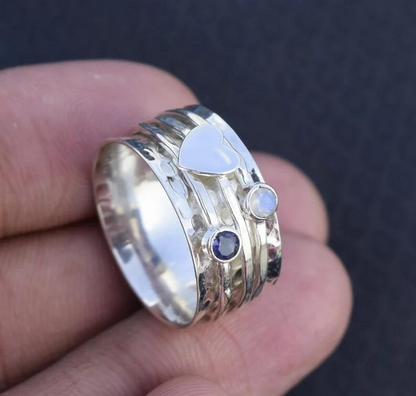 Palisity - Heart-shaped Ring with Stunning Rotating Design