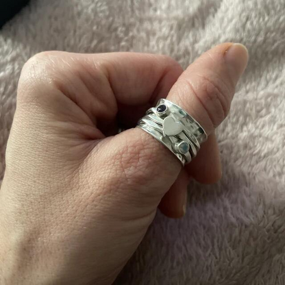 Palisity - Heart-shaped Ring with Stunning Rotating Design