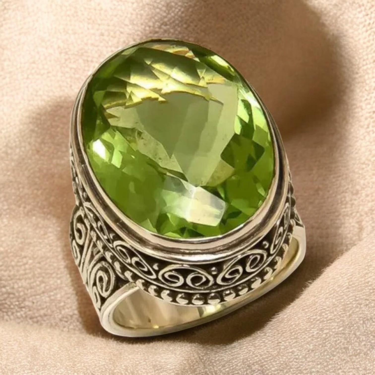 Pandora – Unique Vintage Style Olive Crystal Ring