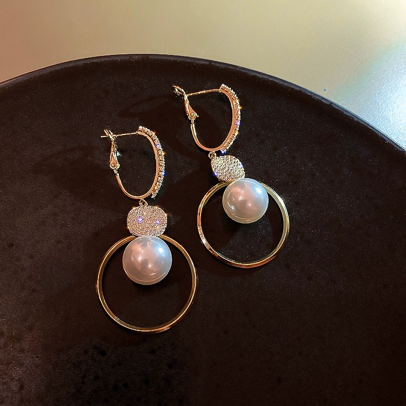 Francesca - Elegant Luxury Earrings with Sparkling Artificial Pearl