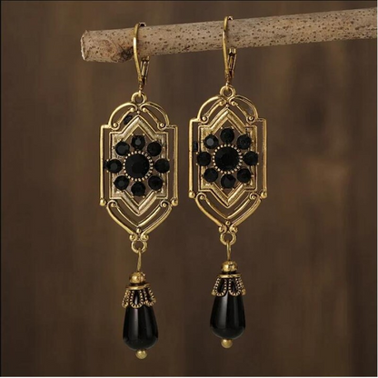 Faylil – Black Crystal Earrings in Vintage Style, Dangle and Elegant