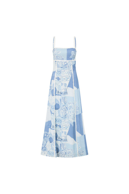 Rebecca Klein – Elegant and Stylish Women's Fashion for Every Event in a Luxurious Atmosphere