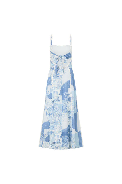 Rebecca Klein – Elegant and Stylish Women's Fashion for Every Event in a Luxurious Atmosphere