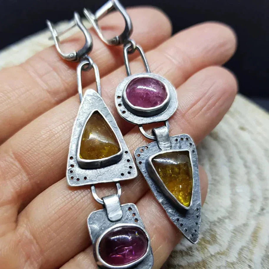 Vintage Geometric Triangle Earrings by Sabrina – Stylish and Unique Accessory