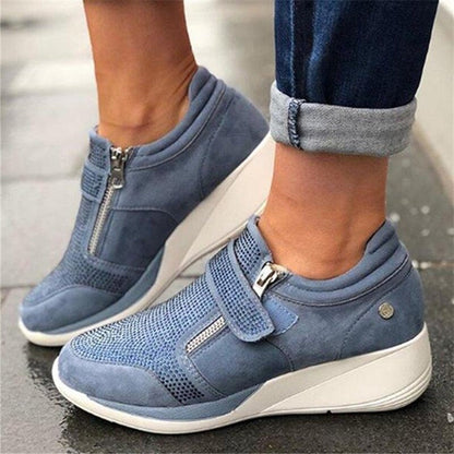 Spacious Comfort Basket with Elevated Sole for Elegant Design and Maximum Comfort