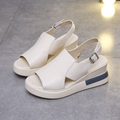 Comfortable orthopedic sandals with optimal support