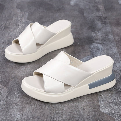 Comfortable orthopedic sandals with optimal support