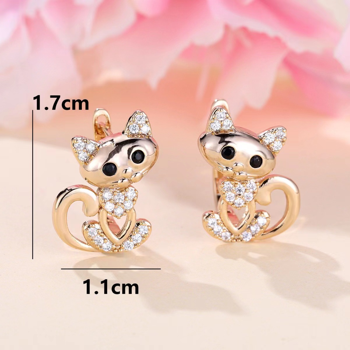 Jasmine Cat-Shaped Earrings with Elegant Zirconia for an Unforgettable Style